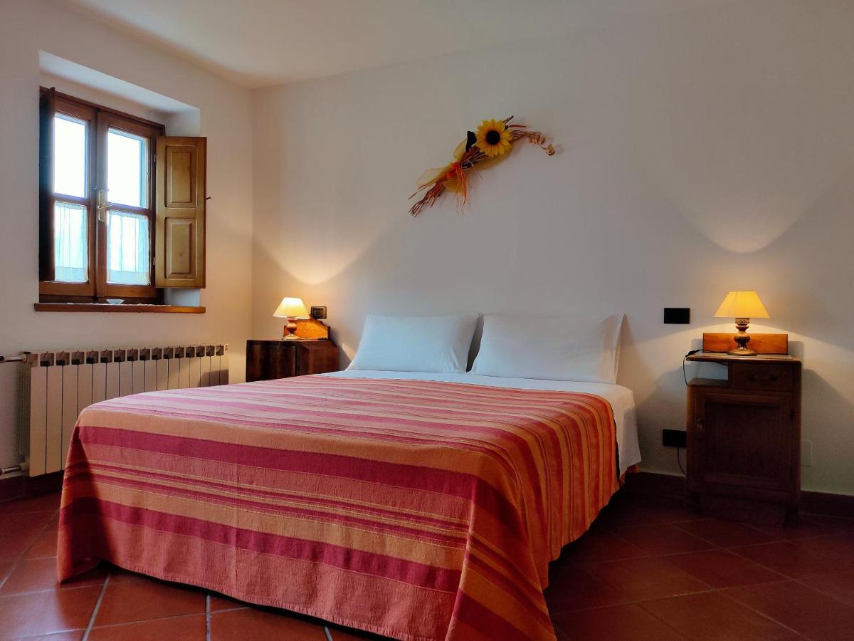 Il Girasole Bed and Breakfast Fosdinovo Eksteriør billede